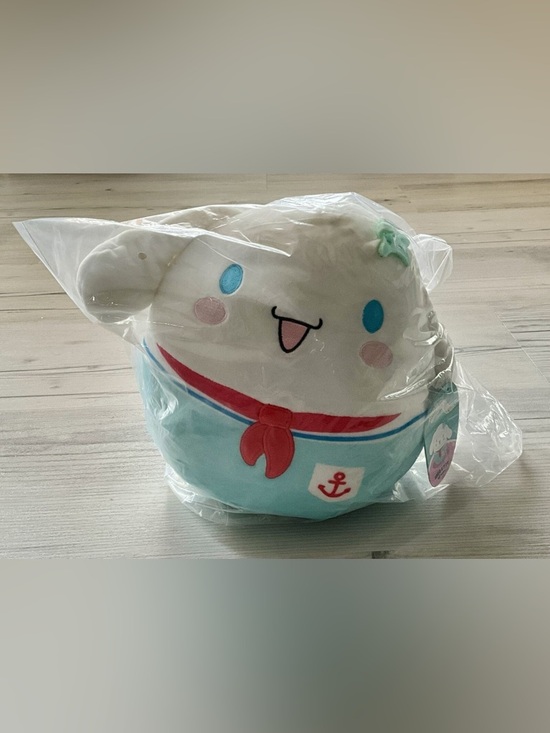 Hello Kitty Other - Sanrio Sailor Cinnamoroll Squishmallow New Display only
